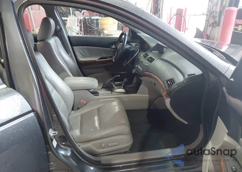 2011 Honda Accord 2.4 Ex-L из США, поврежденный, VIN 1HGCP2F84BA104748